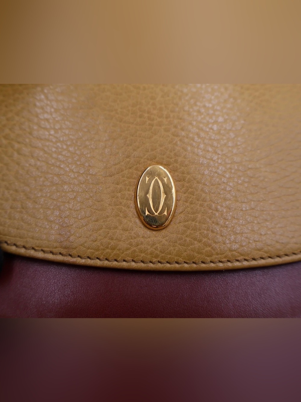 Cartier (Must de collection) Leather Crossbody Bag in Mustard and Brown - Picture 6 of 13